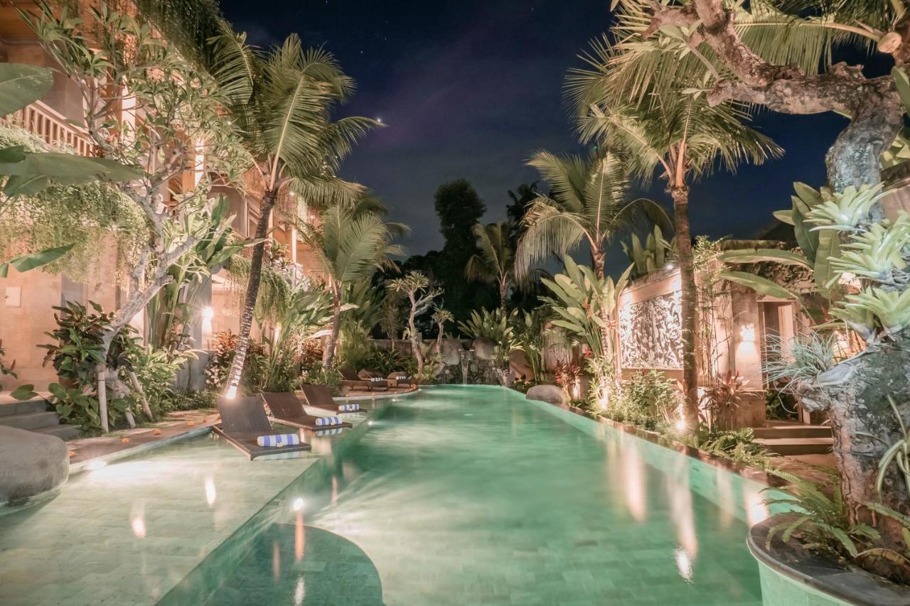Weda Cita Resort And Spa By Mahaputra Ubud Eksteriør bilde The pool at the hotel